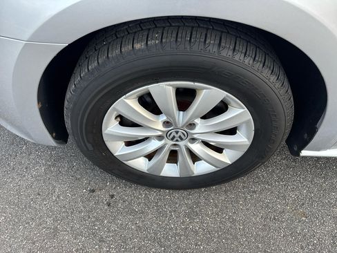 Used 2014 Volkswagen Passat 1.8T Wolfsburg Edition image 27