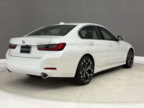 Used 2026 BMW 330i Sedan w/ Premium Package RWD image 9