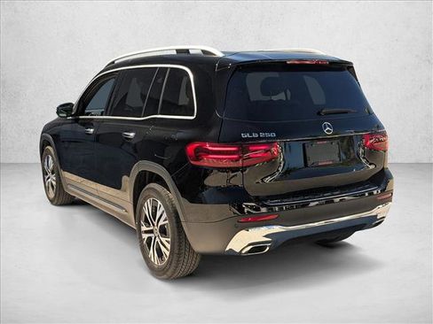 New 2026 Mercedes-Benz GLB 250 image 8