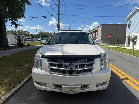 Used 2012 Cadillac Escalade Platinum AWD/4WD image 1
