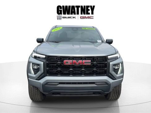 Used 2024 GMC Canyon Elevation w/ Trailering Package image 2