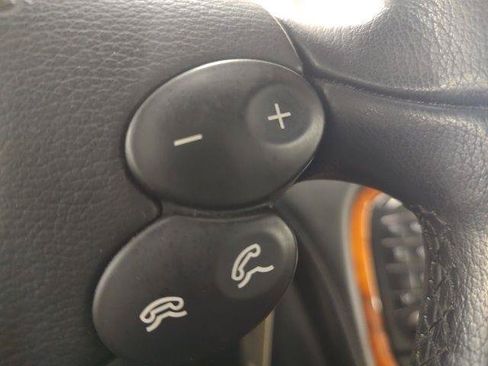 Used 2003 Mercedes-Benz SL 500 image 16