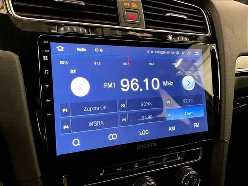 Used 2015 Volkswagen GTI S FWD image 21