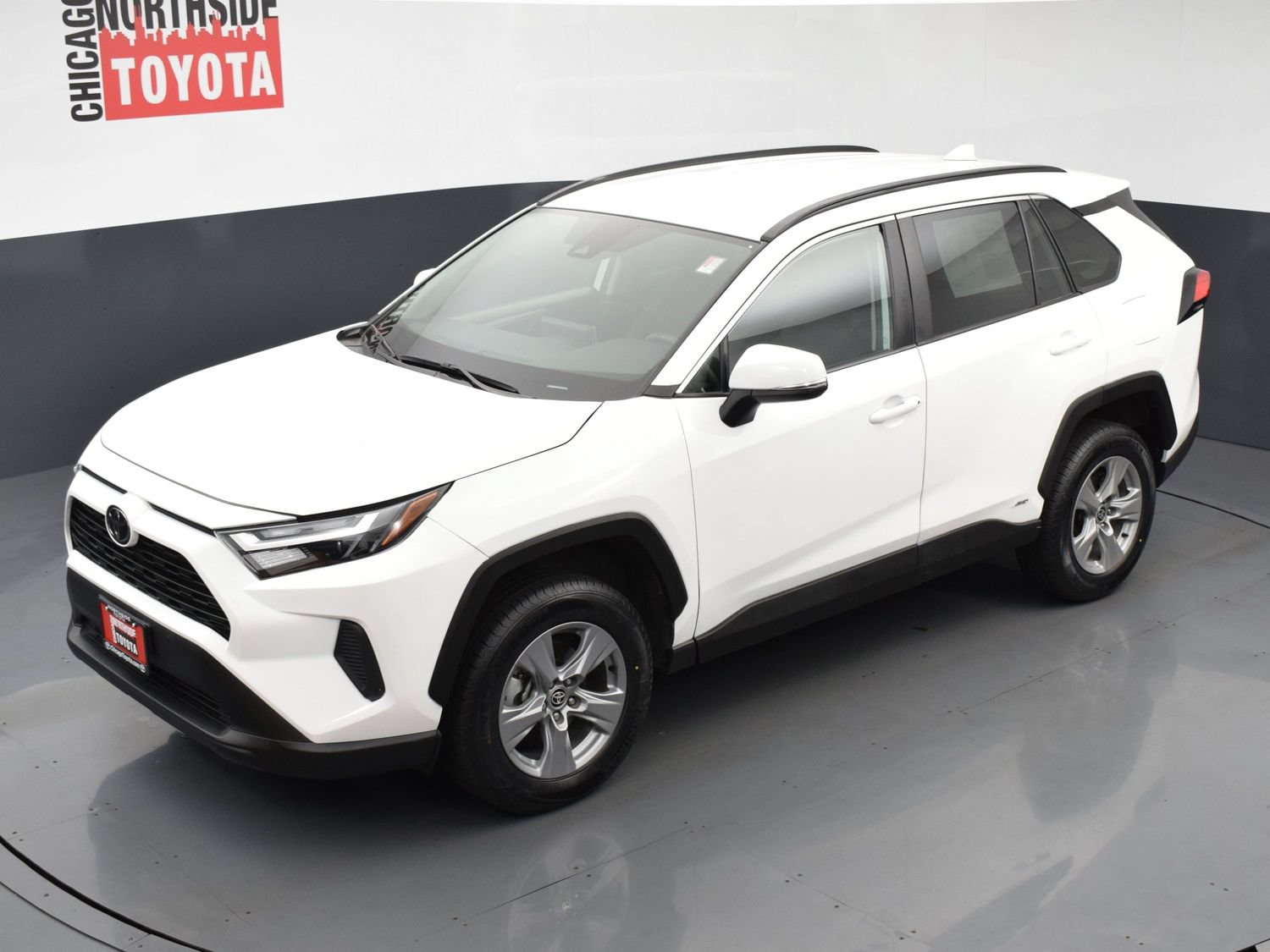 Used 2025 Toyota RAV4 XLE AWD/4WD image 23