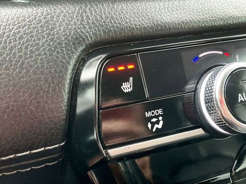 Used 2023 Honda Pilot Touring image 20
