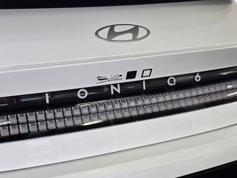 New 2025 Hyundai Ioniq 6 SEL image 14