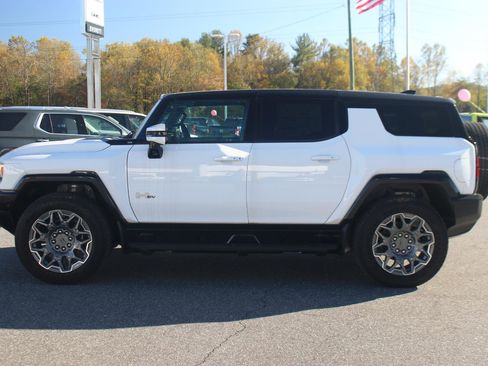 New 2025 GMC Hummer EV 3X image 4