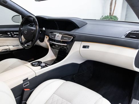 Used 2008 Mercedes-Benz CL 65 AMG image 13
