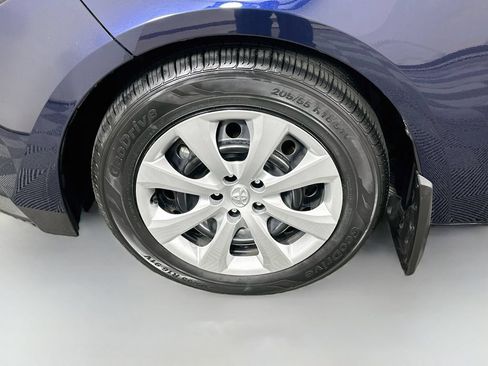 Certified 2025 Toyota Corolla LE FWD image 29