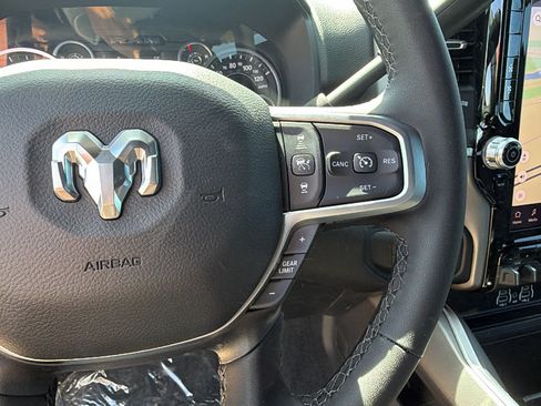 New 2026 RAM 2500 Big Horn AWD/4WD image 24