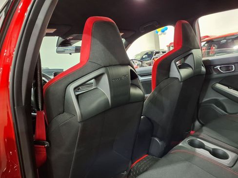 Used 2024 Honda Civic Type R image 24