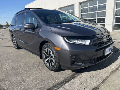 New 2026 Honda Odyssey EX-L image 3