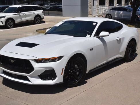 Used 2024 Ford Mustang GT RWD image 37
