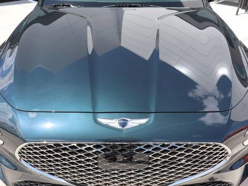 Used 2023 Genesis G70 2.0T image 18