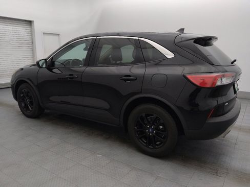 Used 2020 Ford Escape SE FWD image 3