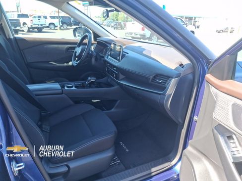 Used 2023 Nissan Rogue S AWD/4WD image 20