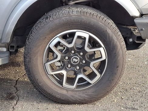 Used 2021 Ford Bronco Outer Banks image 8