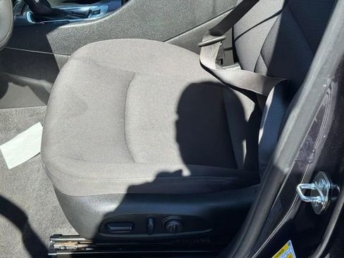 Used 2023 Chevrolet Malibu LT FWD image 17
