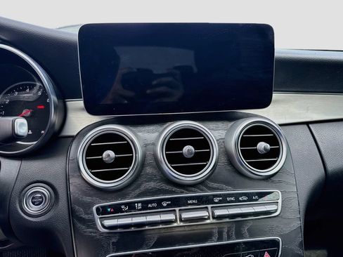 Used 2019 Mercedes-Benz C 300 Sedan w/ Premium Package image 13