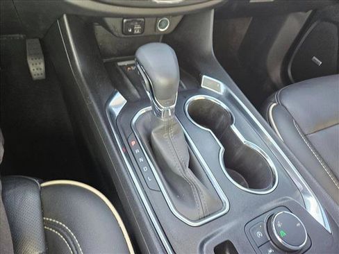 Used 2023 Chevrolet Traverse Premier w/ Redline Edition image 14