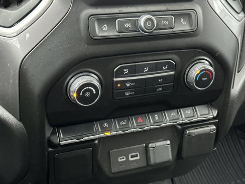 Used 2021 Chevrolet Silverado 1500 Custom w/ Safety Confidence Package image 22