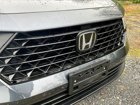 Used 2025 Honda Accord LX image 43