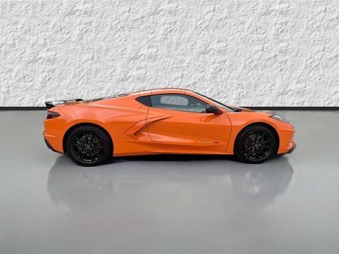 Used 2023 Chevrolet Corvette Stingray Premium Cpe w/ Z51 Performance Package RWD image 2