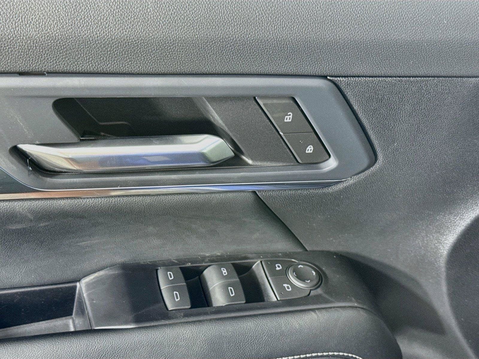 New 2027 GMC Terrain Elevation w/ Elevation Premium Package AWD/4WD image 12