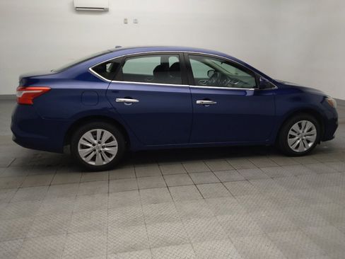 Used 2019 Nissan Sentra SV FWD image 10