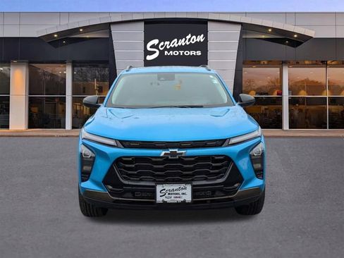 Used 2025 Chevrolet Trax ACTIV w/ Sunroof Package image 8