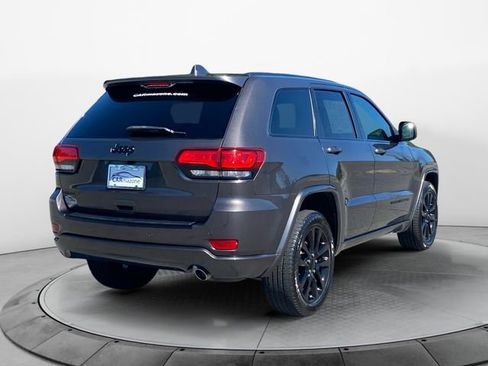 Used 2018 Jeep Grand Cherokee Altitude image 5