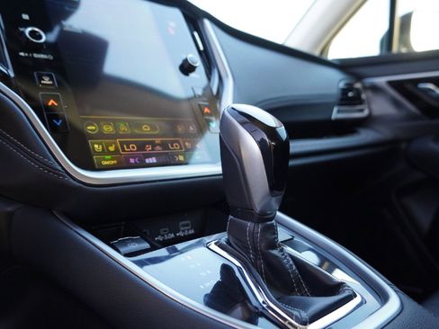 Used 2023 Subaru Outback Touring XT image 17