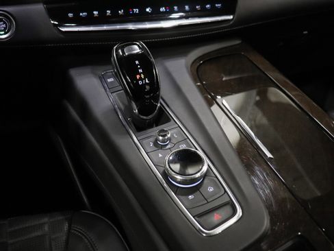 Certified 2023 Cadillac Escalade Sport Platinum AWD/4WD image 29