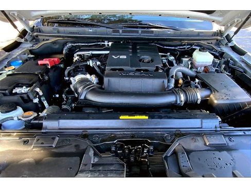 Used 2023 Nissan Frontier PRO-4X w/ Pro-4X Premium Package image 12