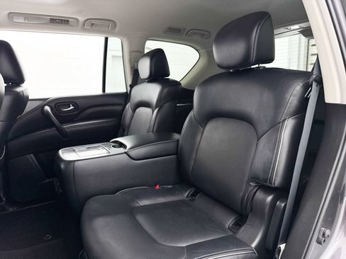 Used 2024 INFINITI QX80 Luxe AWD/4WD image 31