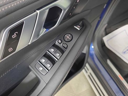 Used 2023 BMW X5 xDrive45e image 23