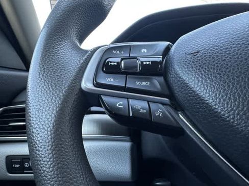Used 2020 Honda Accord LX image 21