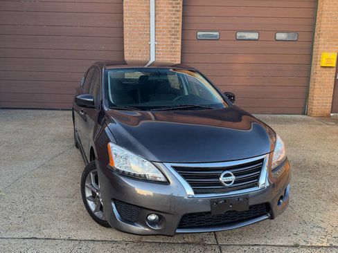Used 2013 Nissan Sentra SR image 1
