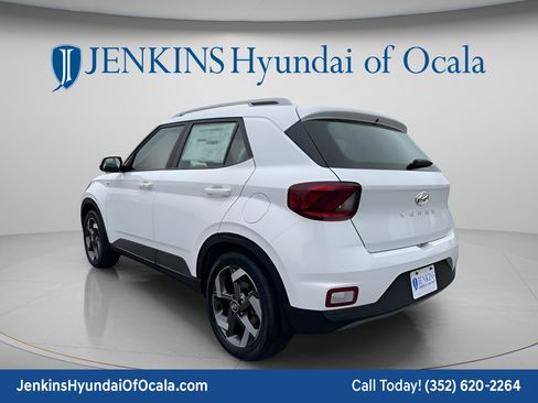New 2026 Hyundai Venue SEL FWD image 9