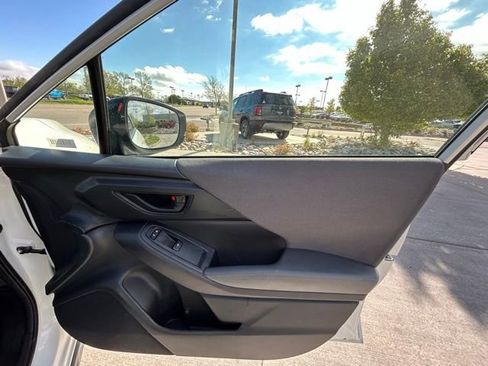 Used 2025 Subaru Crosstrek 2.5i Premium AWD/4WD image 20