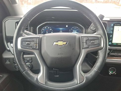 Used 2022 Chevrolet Silverado 1500 LT image 18