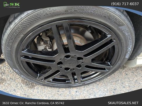 Used 2010 Mercedes-Benz E 350 4MATIC Sedan image 34