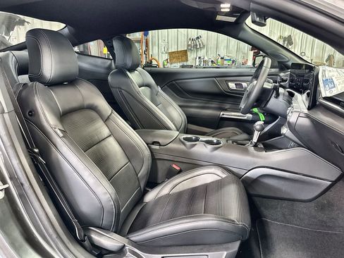 New 2025 Ford Mustang Premium RWD image 31