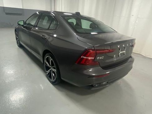 Certified 2025 Volvo S60 B5 Core AWD/4WD image 2