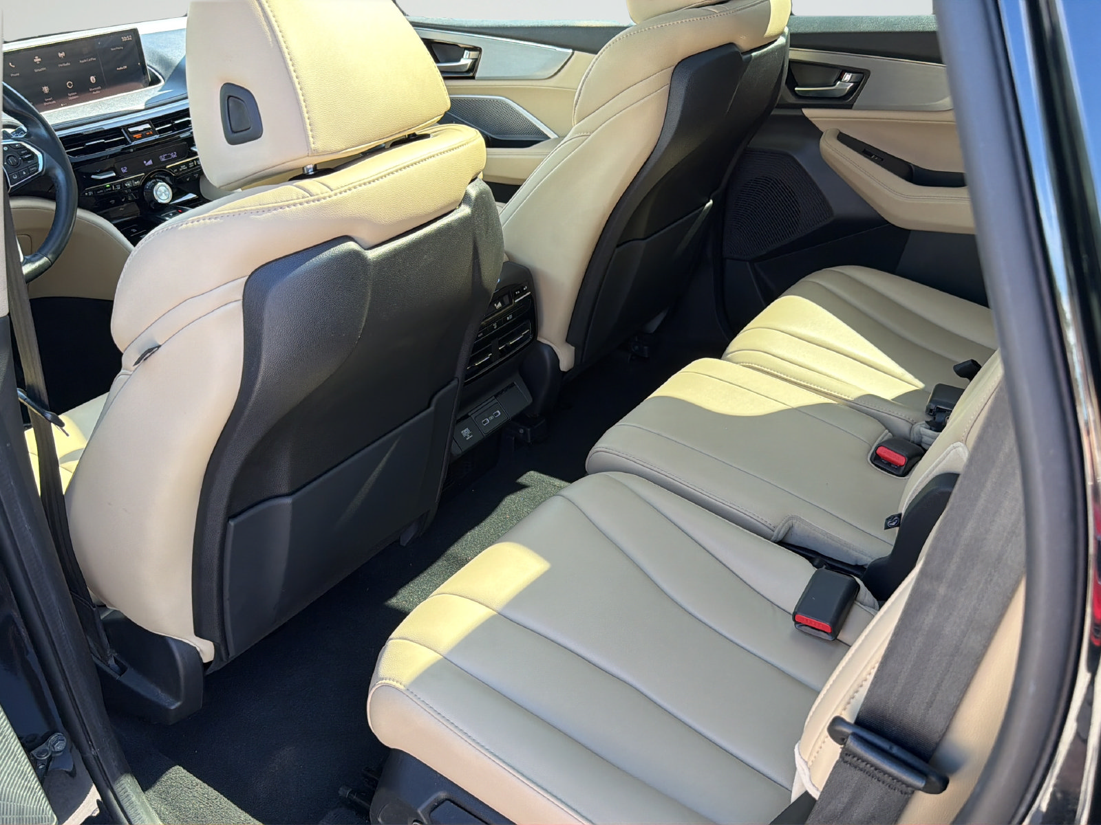 Used 2022 Acura MDX FWD image 36
