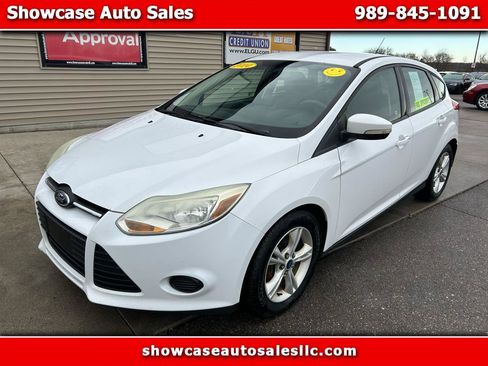 Used 2014 Ford Focus SE image 1