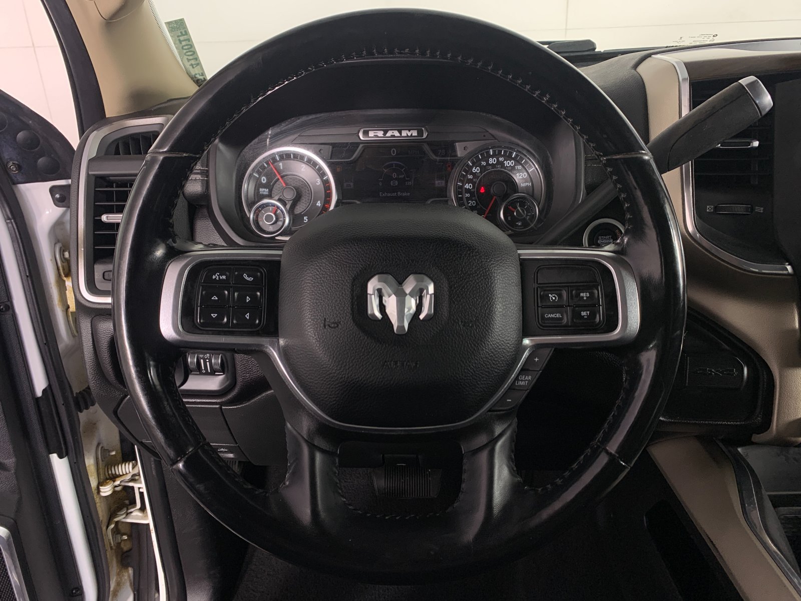 Used 2022 RAM 2500 Laramie AWD/4WD image 17