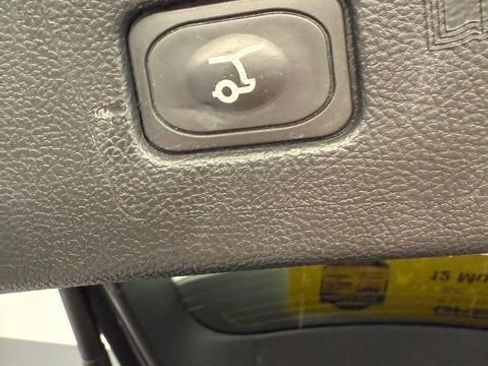 Used 2022 Ford Edge SEL w/ Convenience Package image 61