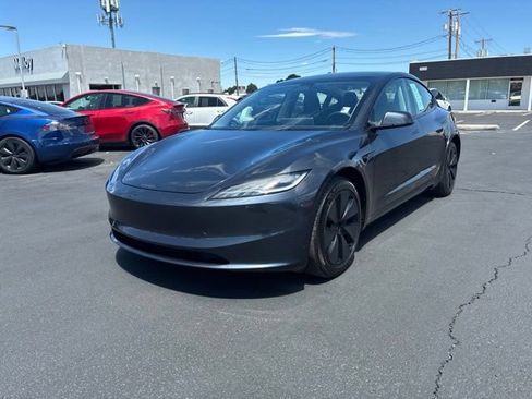 Used 2025 Tesla Model 3 Long Range RWD image 3