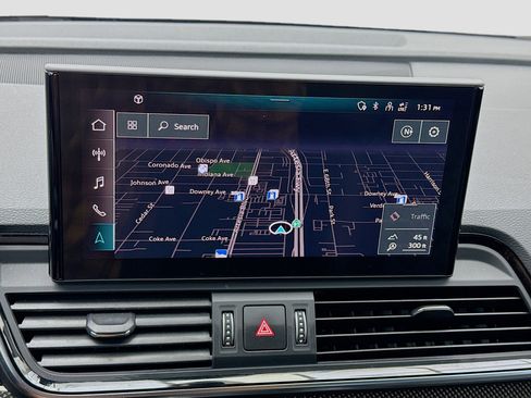 Used 2023 Audi SQ5 Premium Plus w/ Premium Plus Package image 9